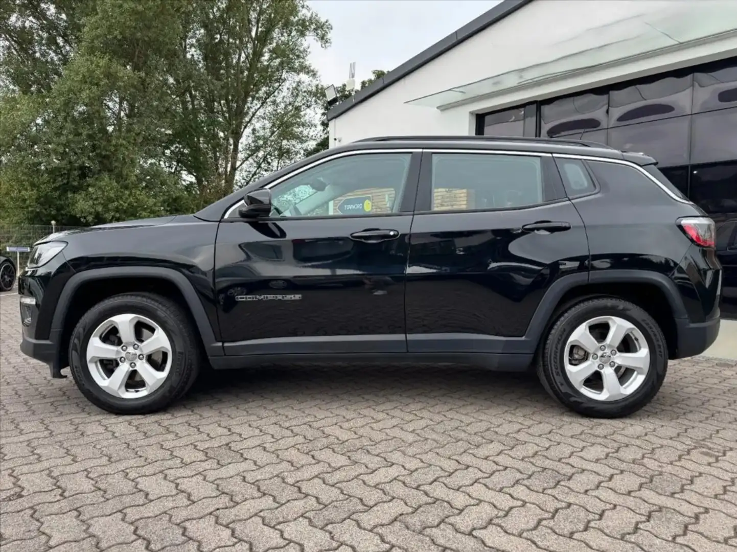 Jeep Compass Compass 1.4 MultiAir Longitude Schwarz - 1