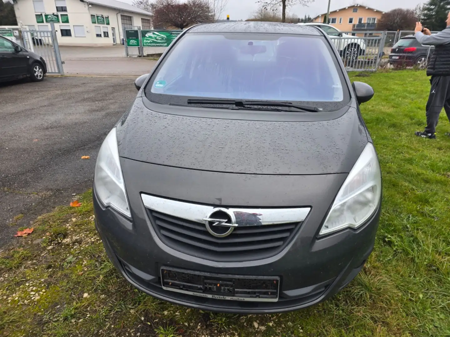 Opel Meriva B Active 1.4 Turbo Grau - 2