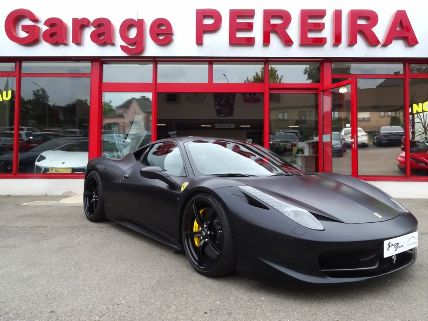 Ferrari 458 Italia COUPE CARBON LIFT JBL Europa Schwarz - 1