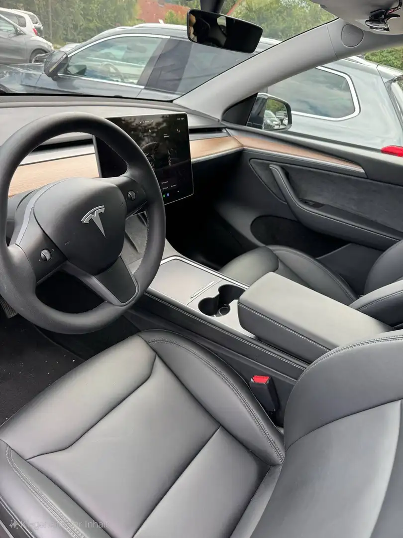Tesla Model Y Model Y Long Range AWD 79kWh Schwarz - 2