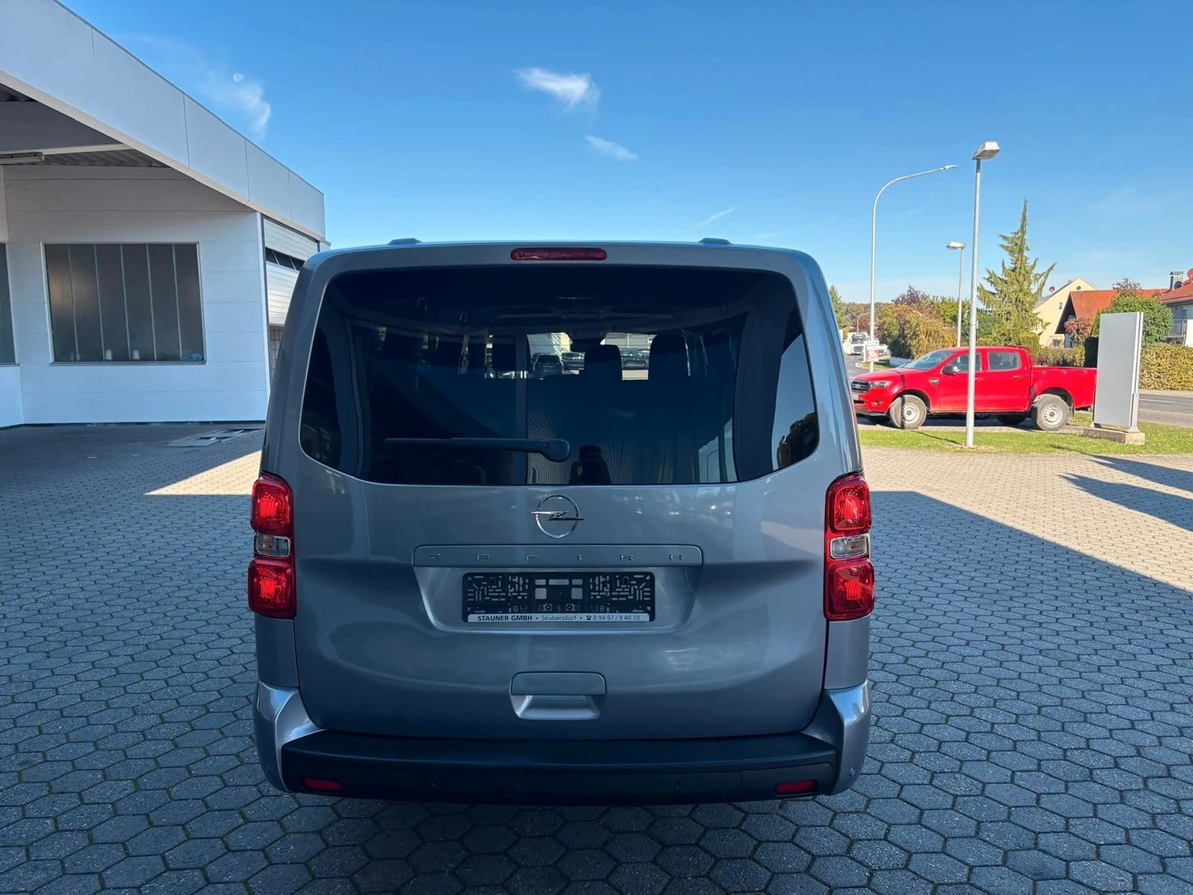 Opel Zafira Life 2.2 Business Edition XL LED TEMPOMAT — photo 5