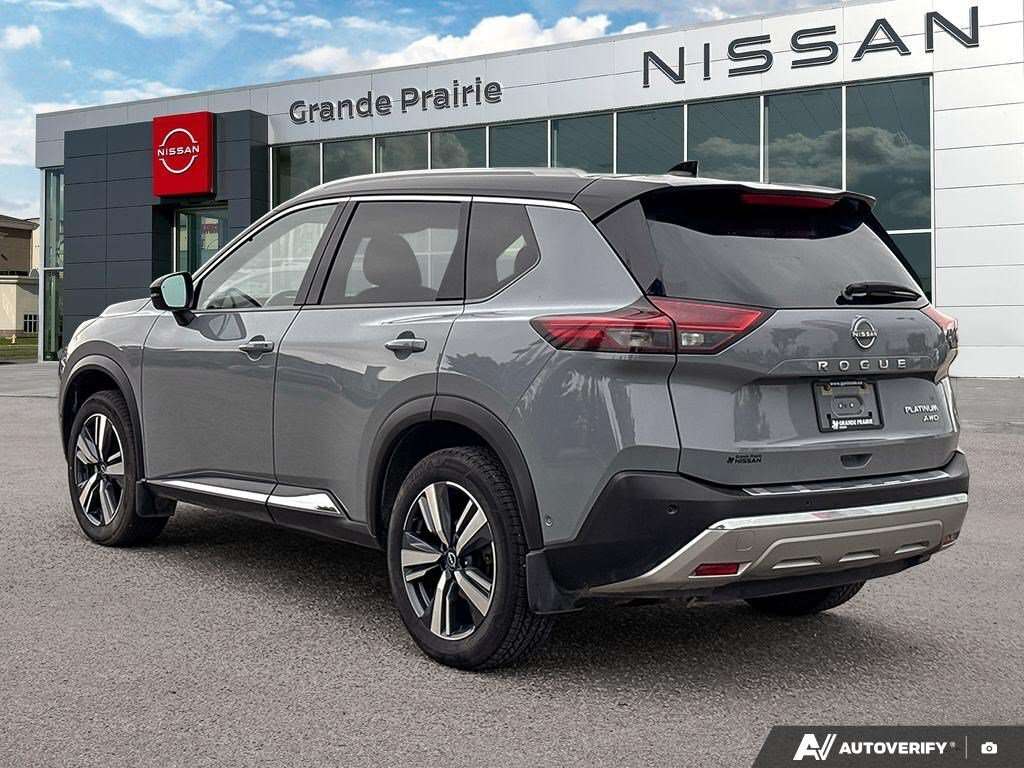 2023 Nissan Rogue Platinum — снимка 1