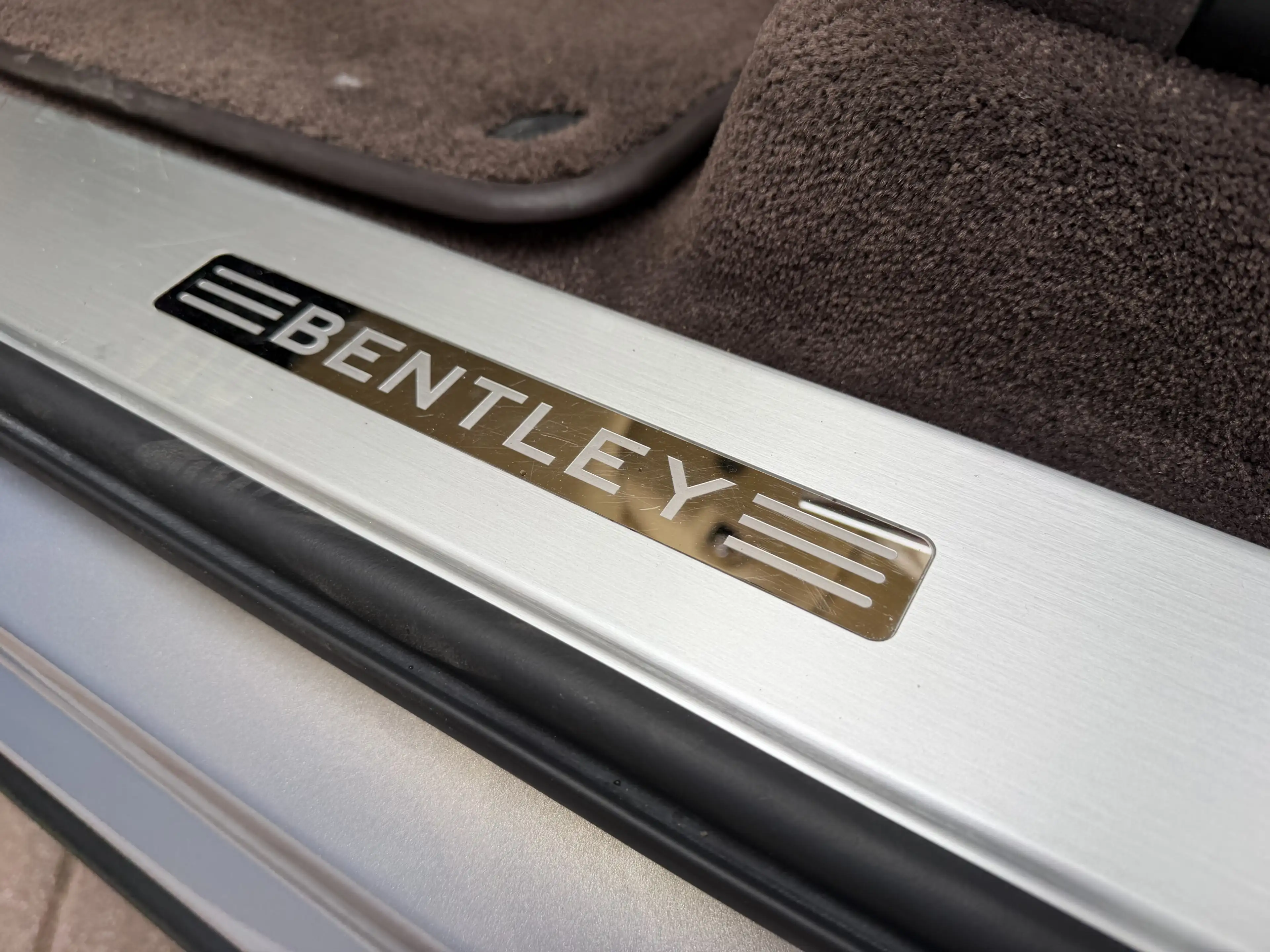 Bentley Bentayga Deutsches Fahrzeug Nachtsicht*Panorama* — photo 12