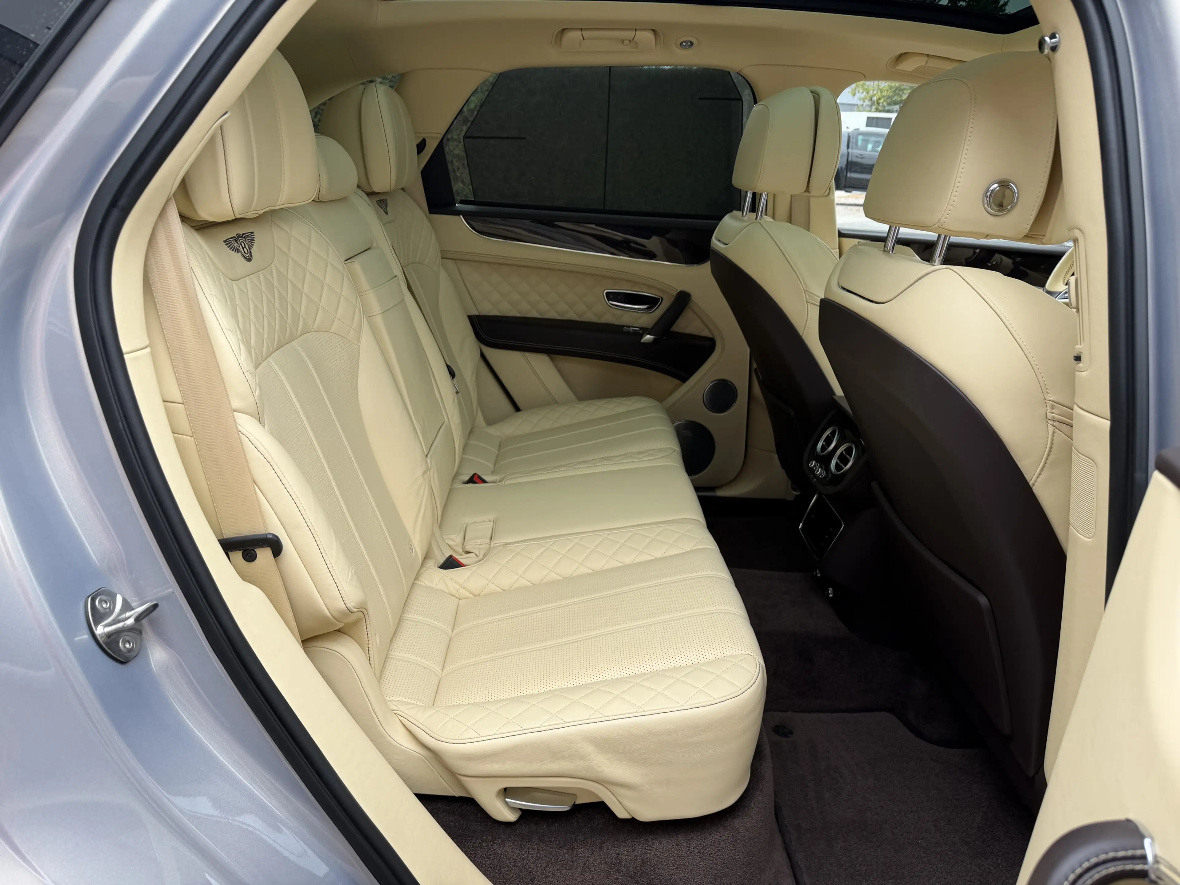 Bentley Bentayga Deutsches Fahrzeug Nachtsicht*Panorama* — photo 14