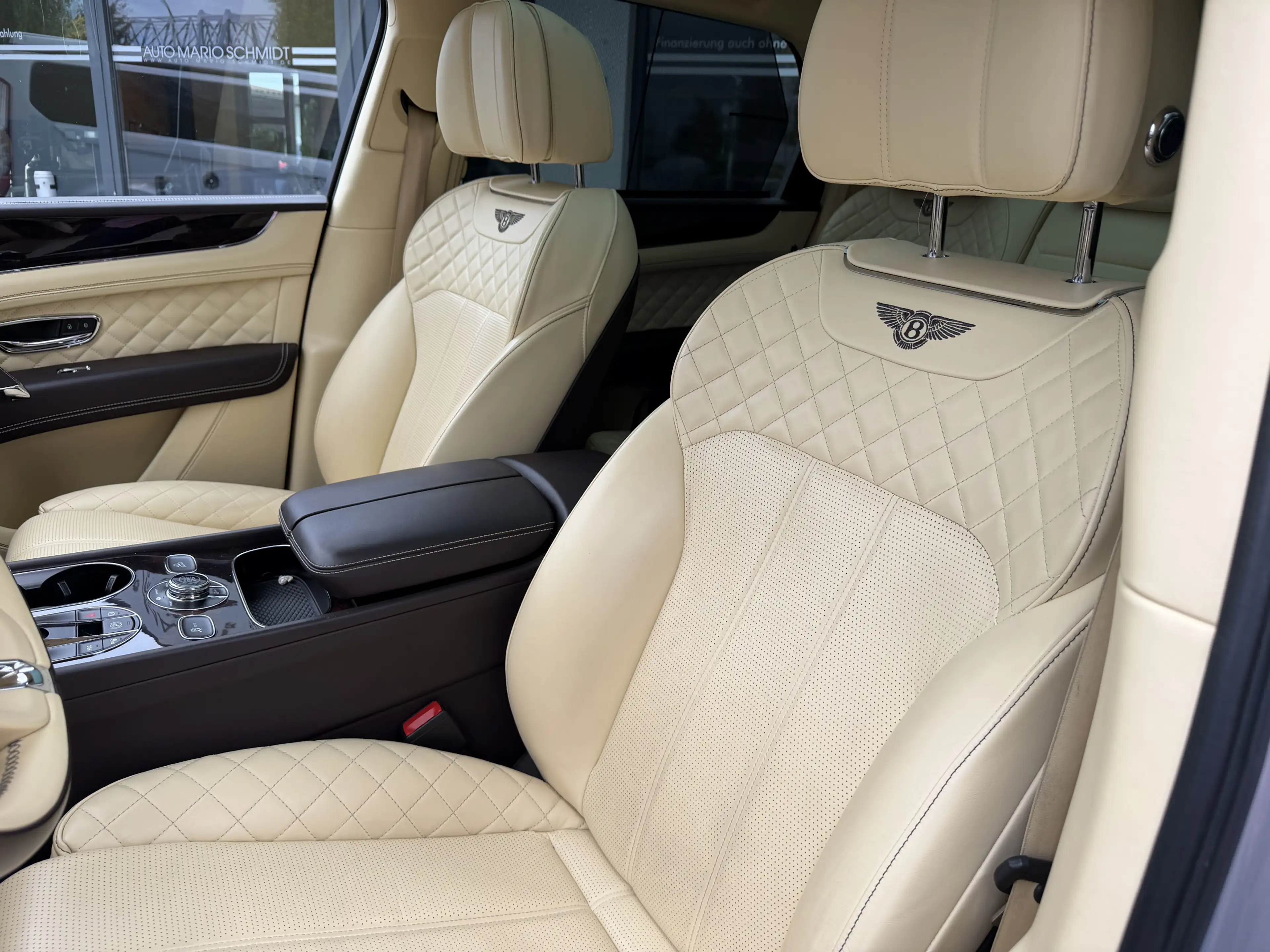 Bentley Bentayga Deutsches Fahrzeug Nachtsicht*Panorama* — photo 8