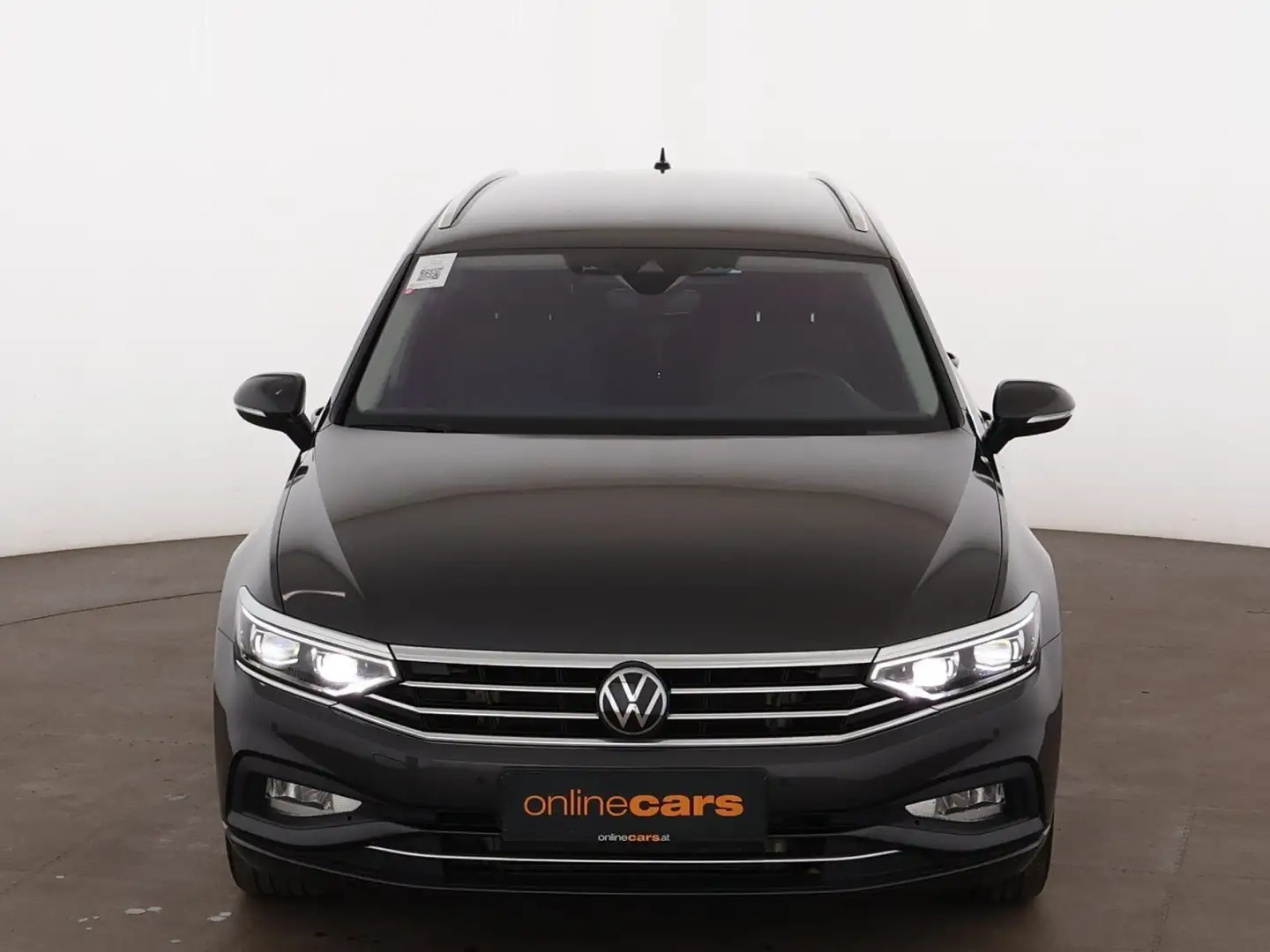 Volkswagen Passat Variant 2.0 TDI Business Aut MATRIX RADAR Grau - 2