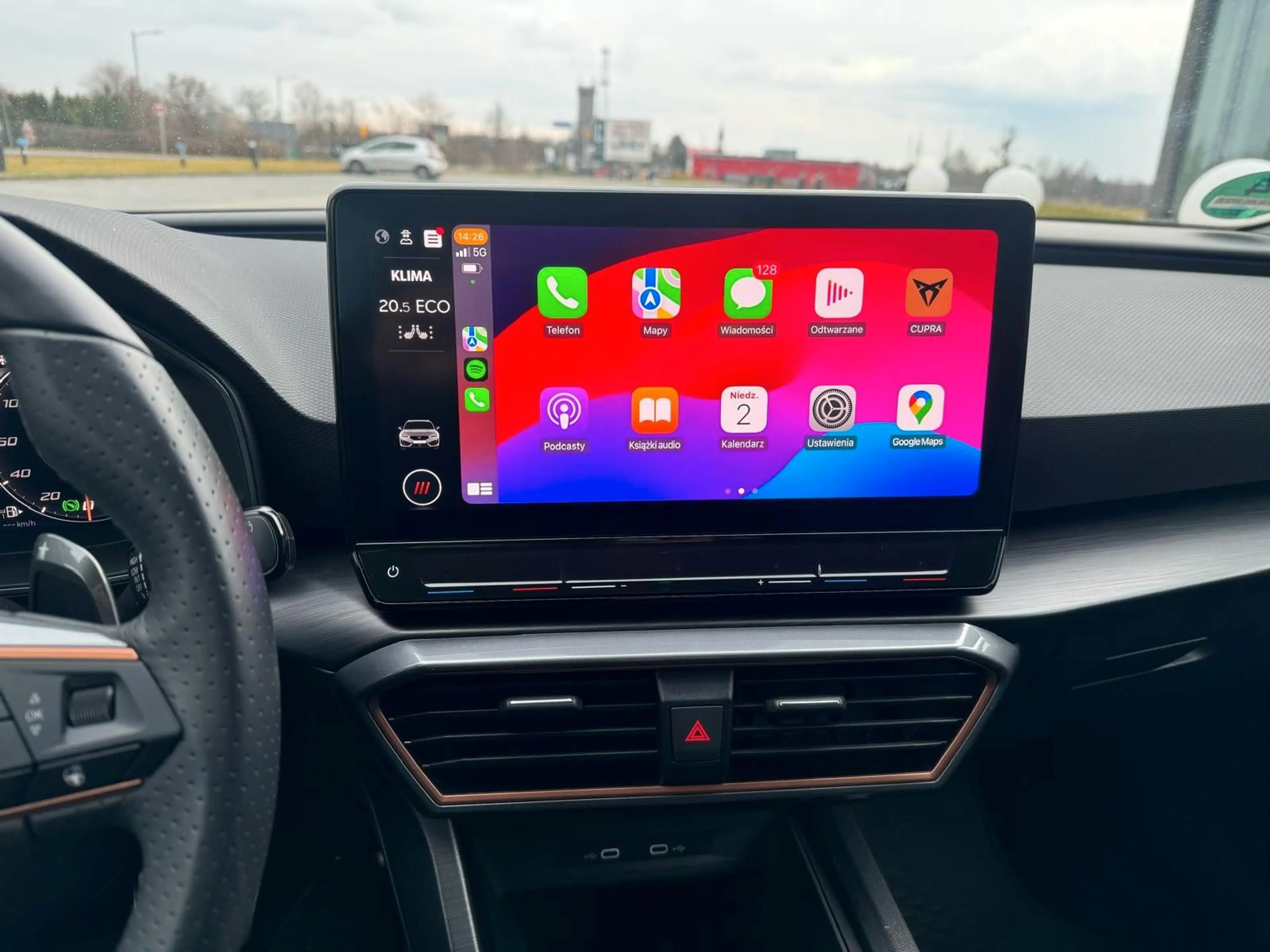 CUPRA Leon Sportstourer e-Hybrid — photo 12