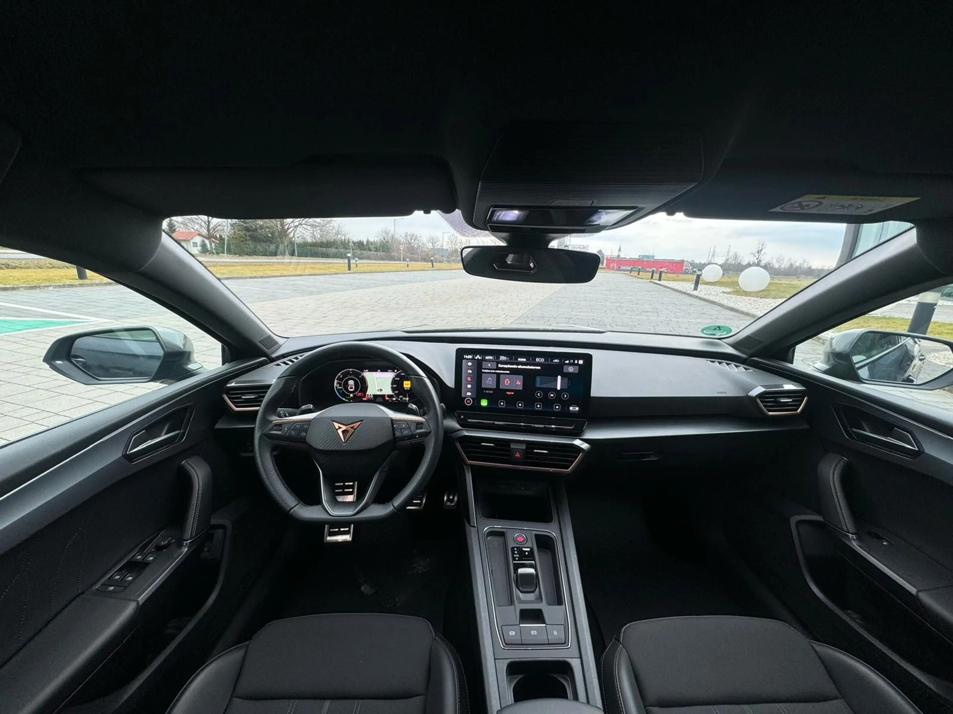 CUPRA Leon Sportstourer e-Hybrid — photo 6