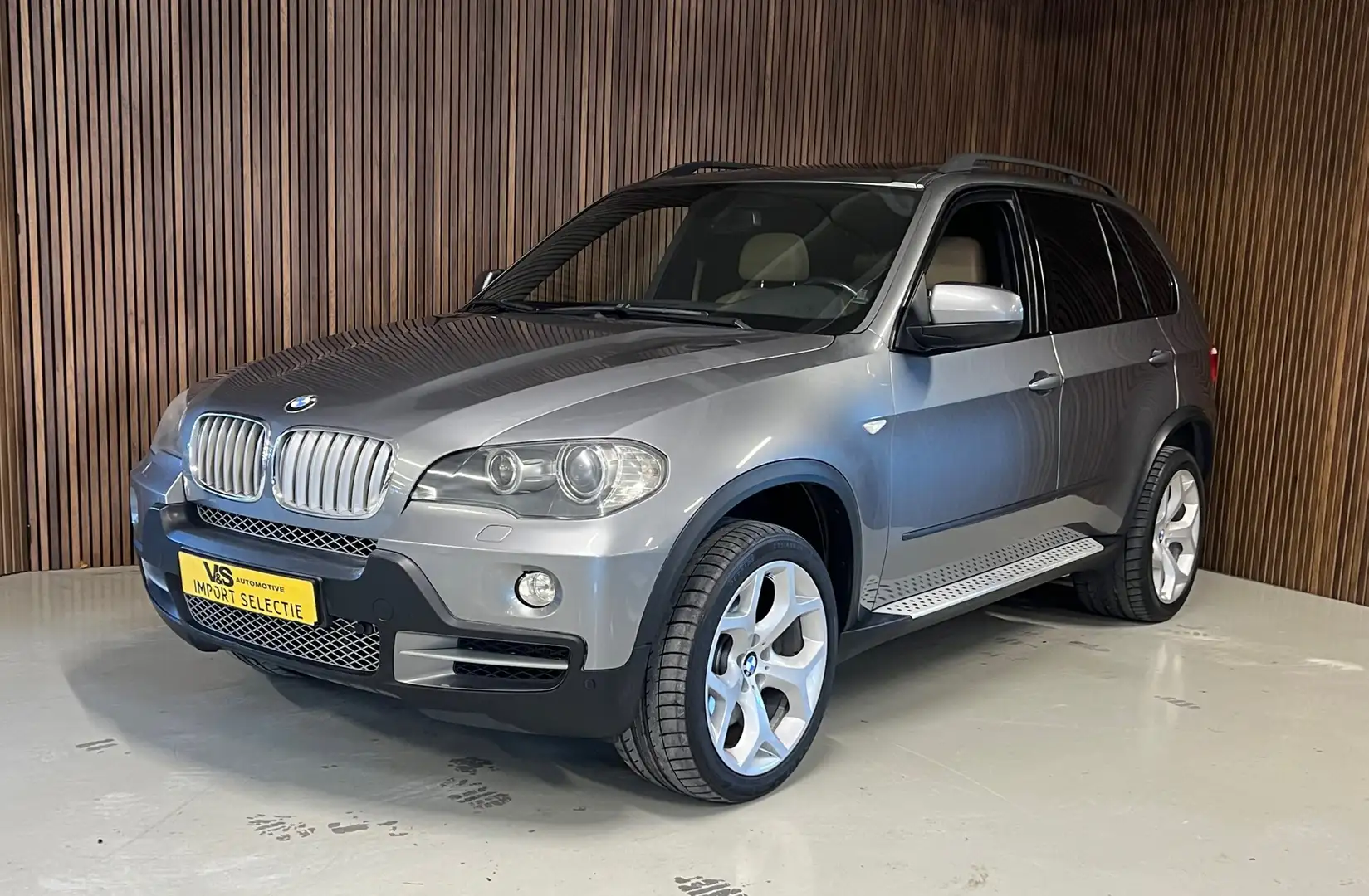 BMW X5 XDrive48i Executive - Youngtimer - fiscaal Aantr. Gris - 1