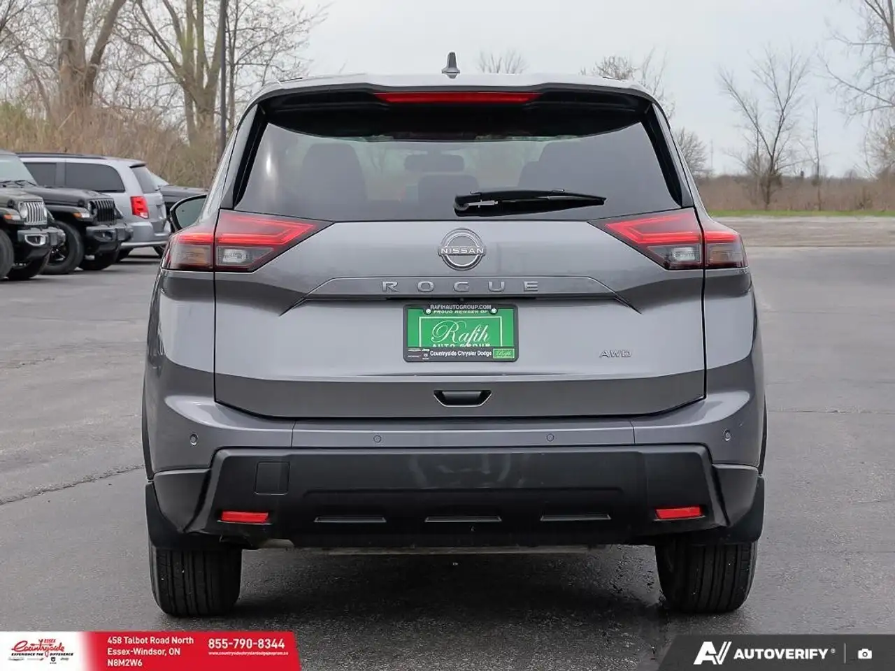 Nissan Rogue снимка Nissan Rogue