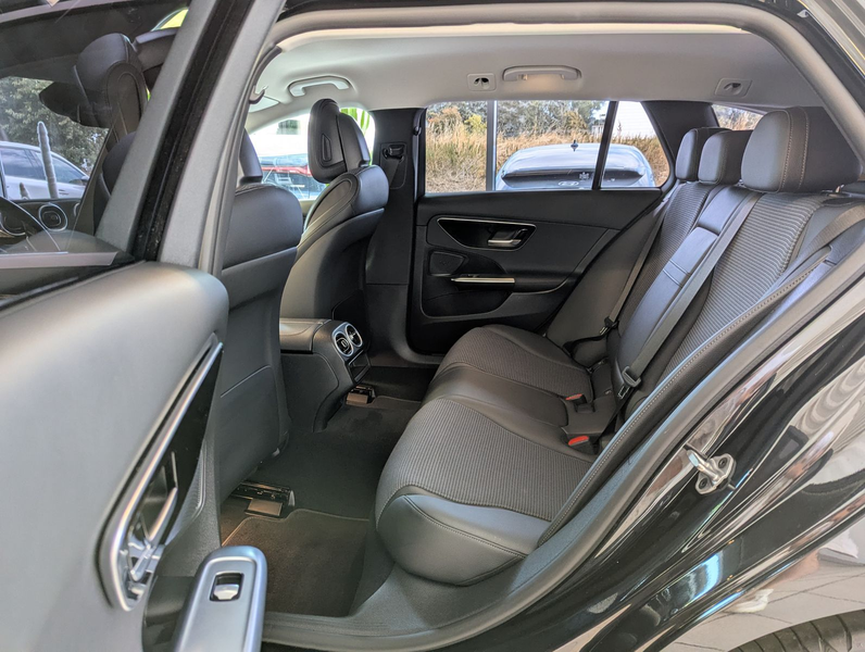 Mercedes-Benz C 300 T Ava. StHz. Multibeam Standheizung Kamera — photo 13