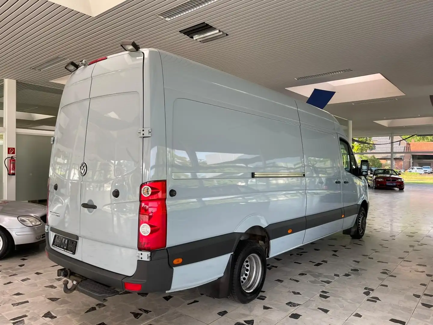 Volkswagen Crafter 2,0TDI Kasten 50 lang L3H2 Hochd. Klima Grau - 2