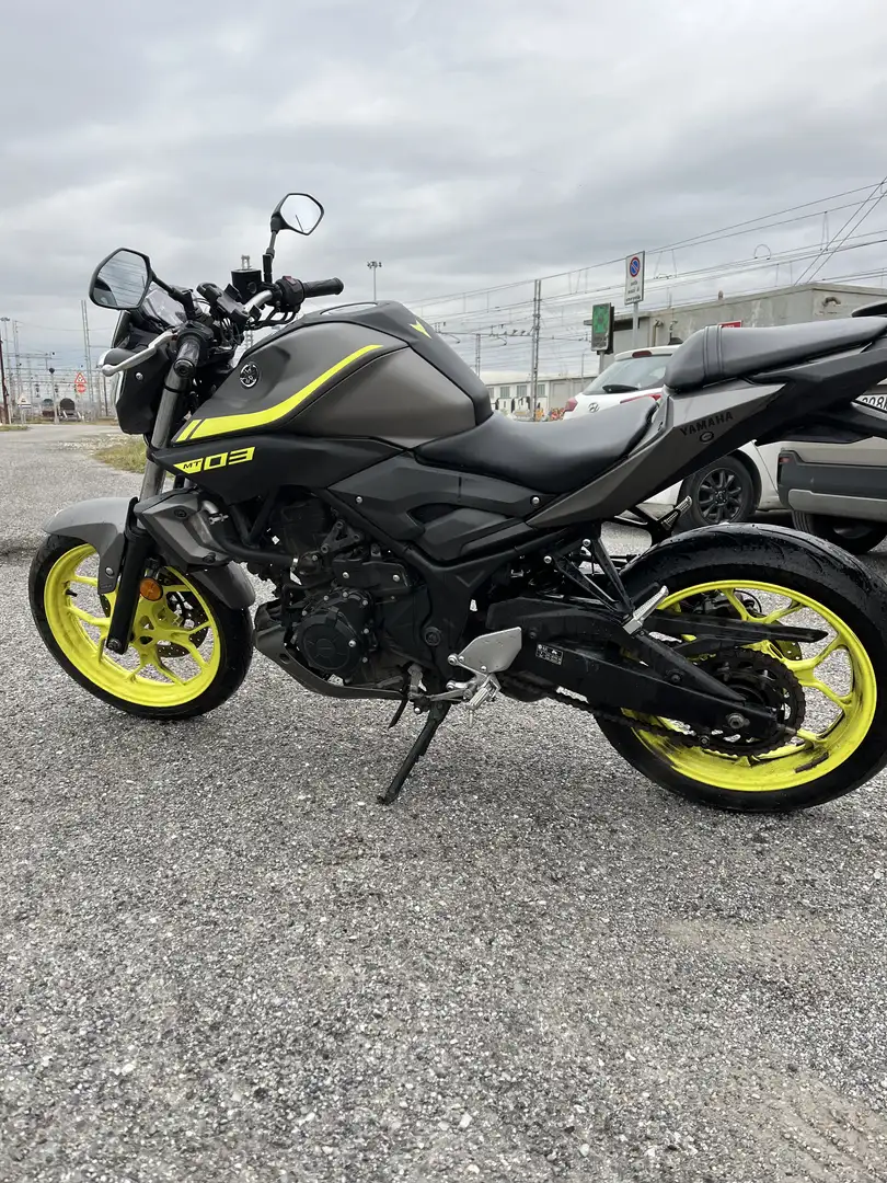 Yamaha MT-03 Base Abs - 1