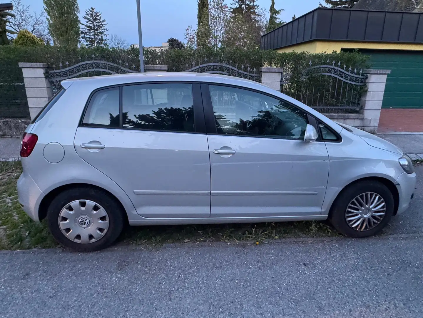Volkswagen Golf Plus Golf Plus Trendline 1,6 TDI DPF Trendline - 2