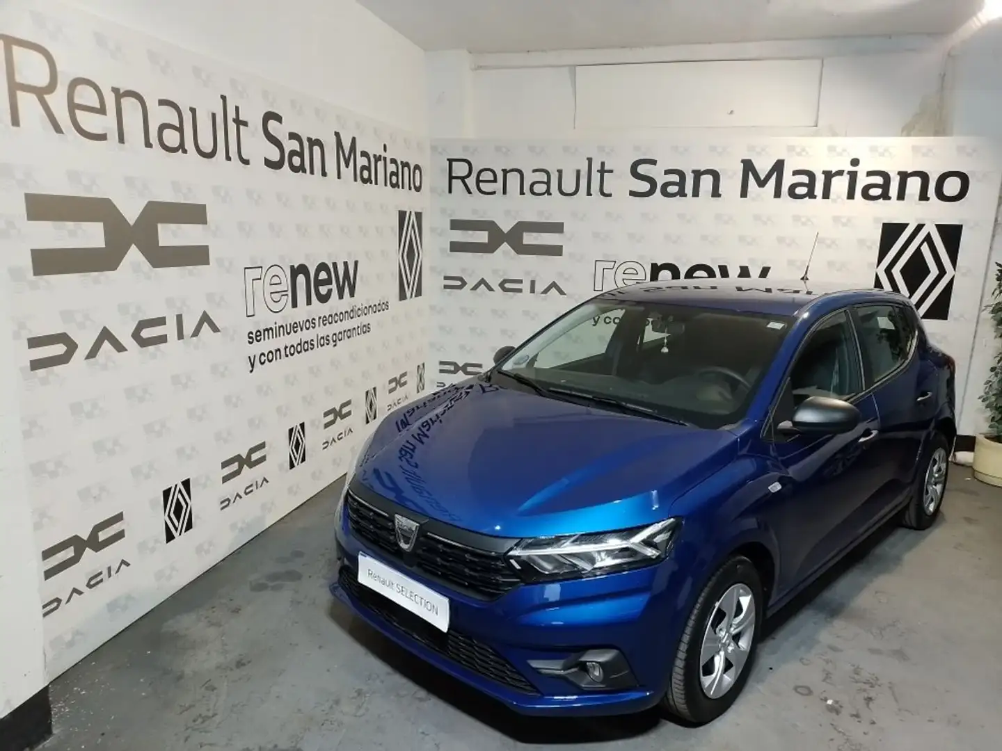 Dacia Sandero Essential Azul - 1