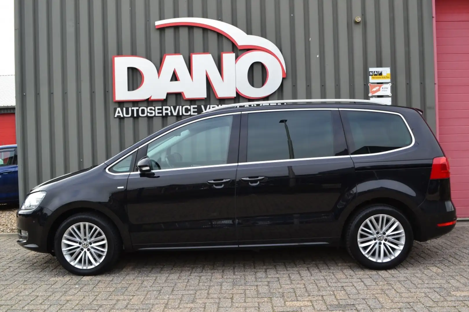 Volkswagen Sharan 1.4 TSI BMT Cup 7p. LED/Trekhaak/Clima/Cruise Noir - 2