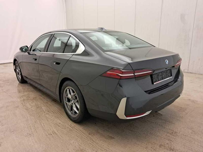 BMW 520 NEW MODEL - LEATHER - NAVI - LED — photo 4