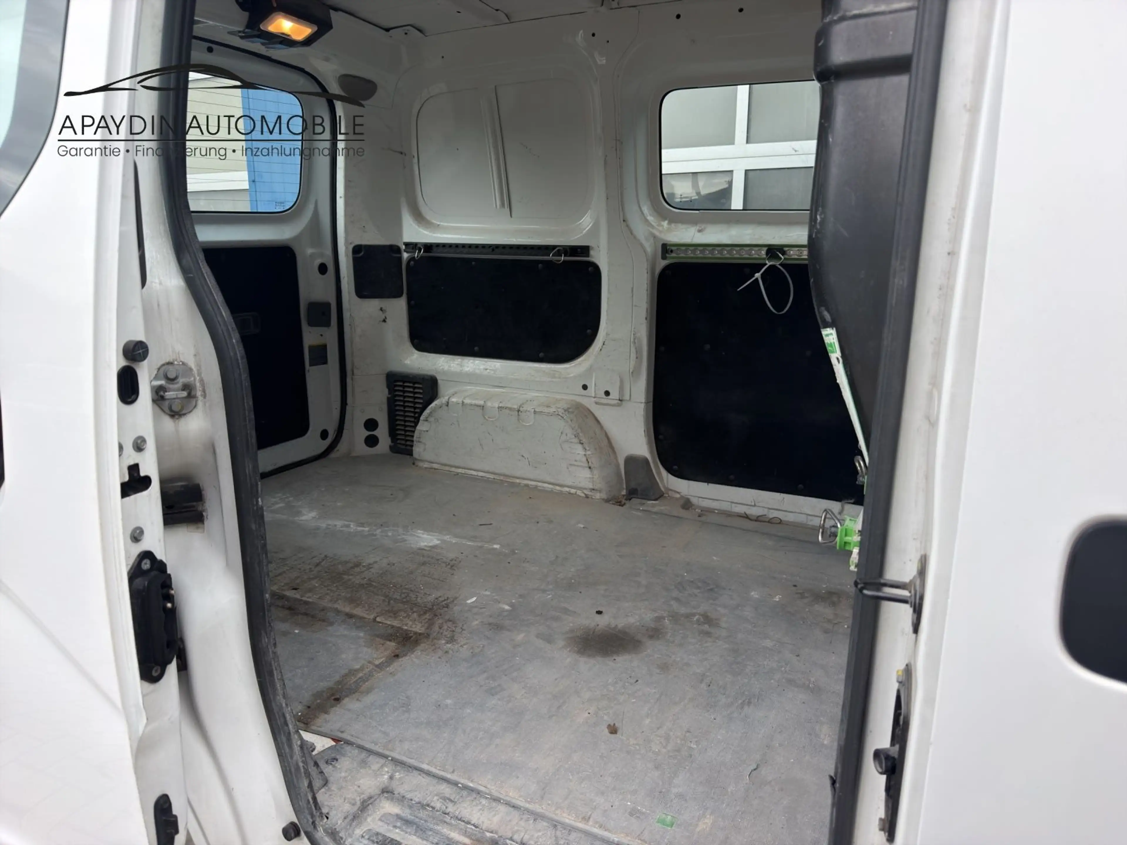 Nissan NV200 Evalia 1.6 Kasten Comfort 1.HAND/BLT/USB — photo 22