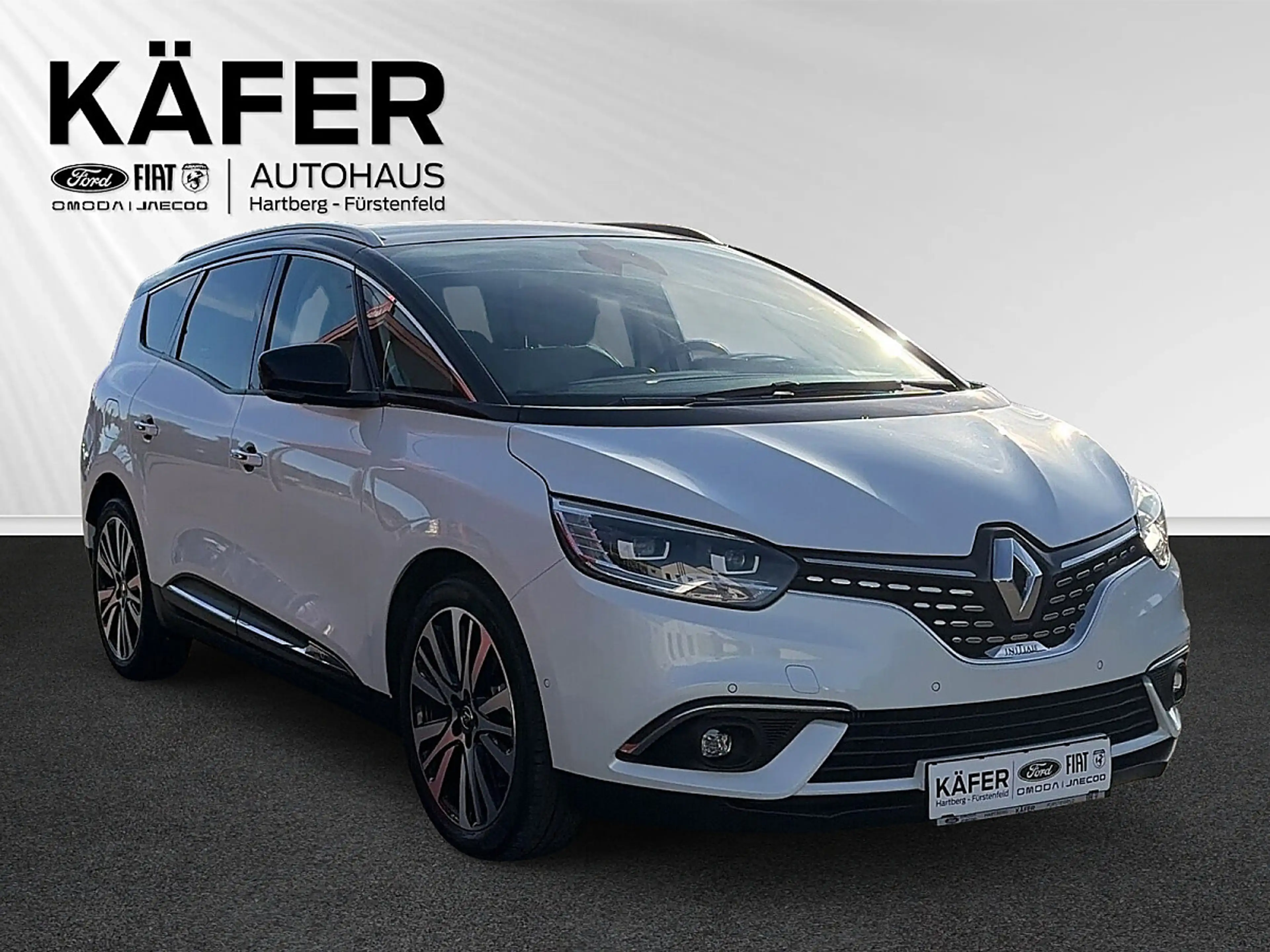 Renault Scenic Scénic Energy dCi 160 EDC Initiale 118kW / 160PS — photo 3