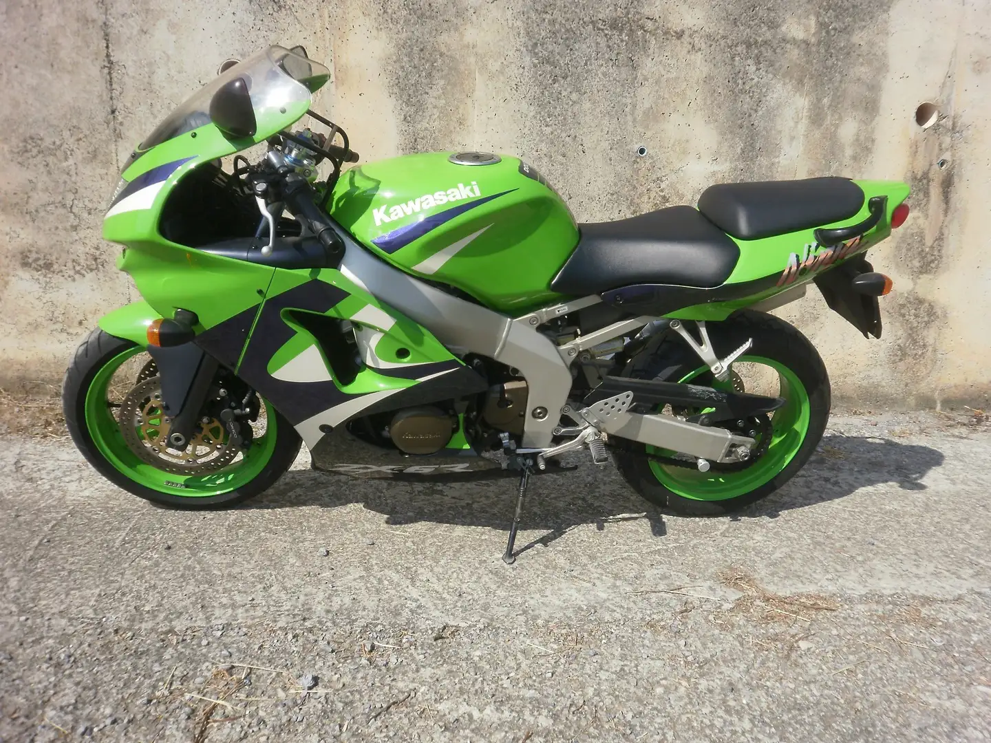 Kawasaki Ninja ZX-6R Verde - 2