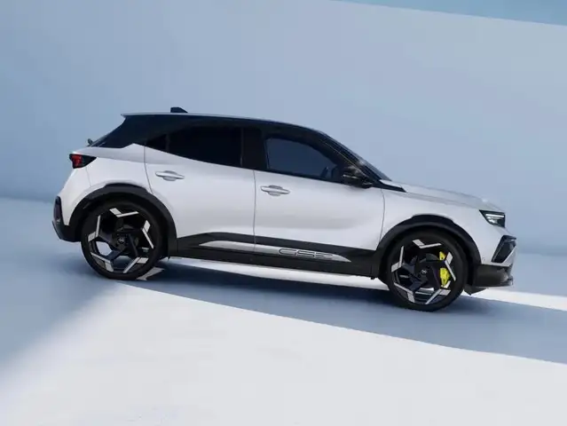 Opel Mokka-E view 8