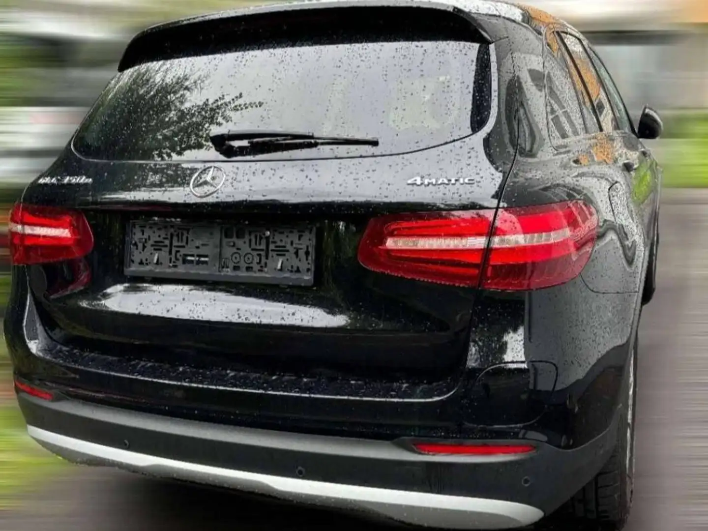 Mercedes-Benz GLC 350 GLC 350 e PHEV 4Matic Schwarz - 2