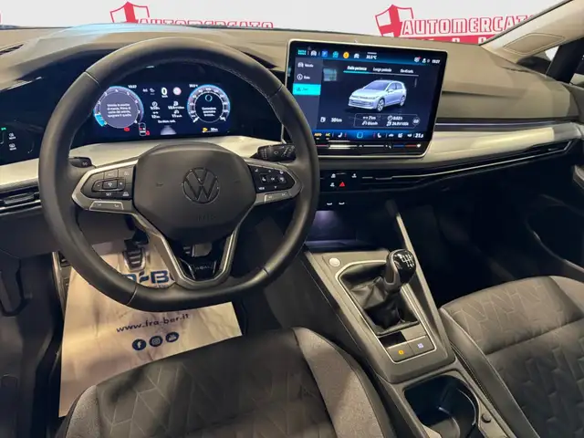 Volkswagen Golf view 10