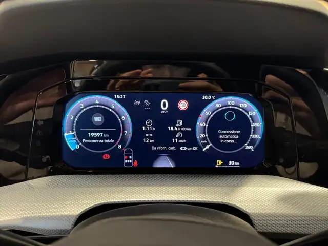Volkswagen Golf view 12