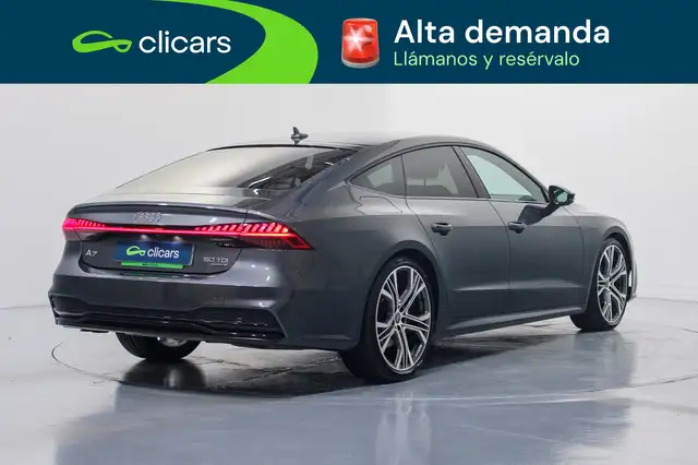 Audi A7 view 5
