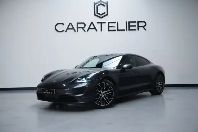 Porsche Taycan Performance 84 kWh / Org NL / BTW auto