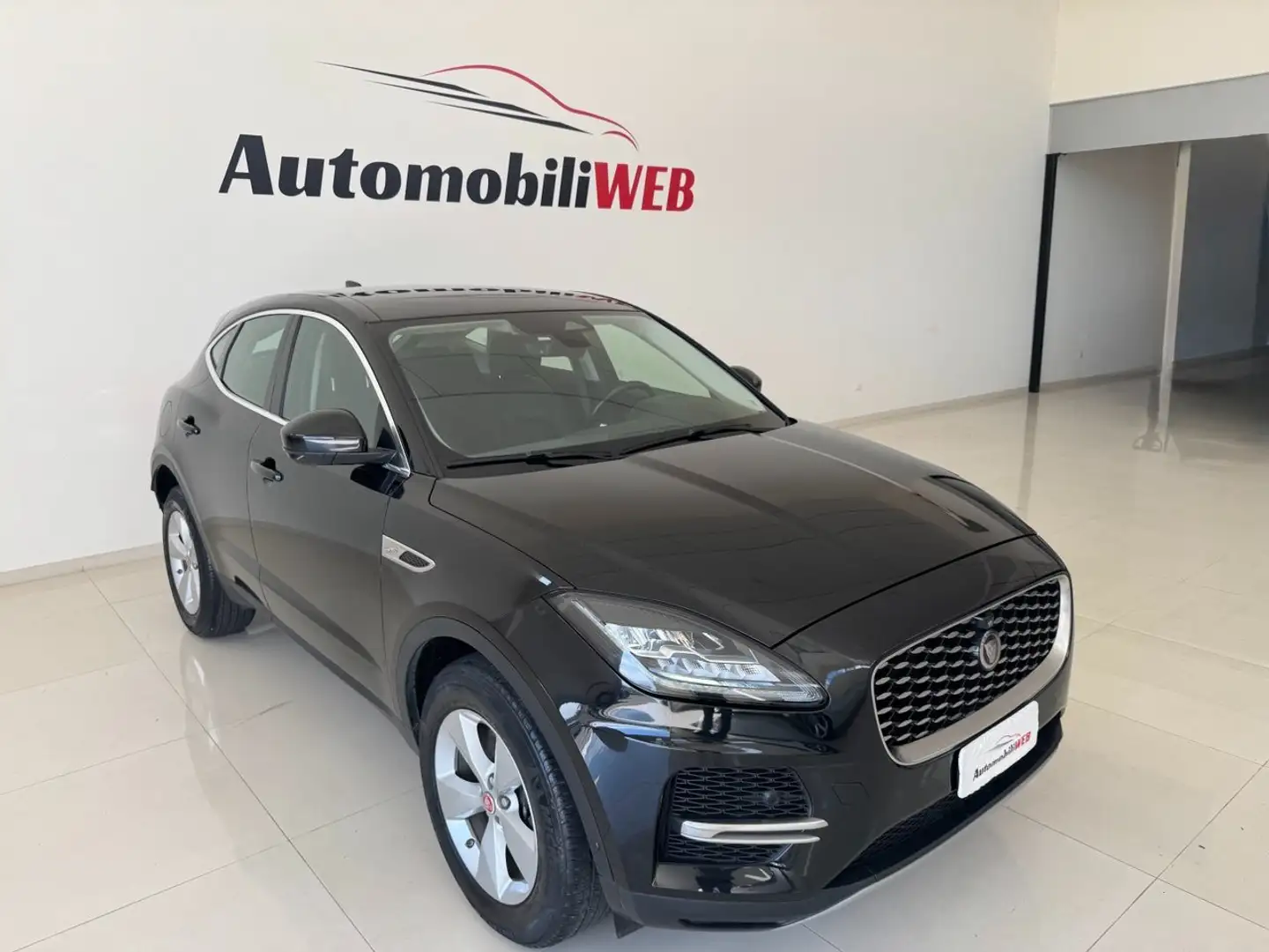 Jaguar E-Pace 2.0d  mhev 4 awd 163cv. Nero - 2