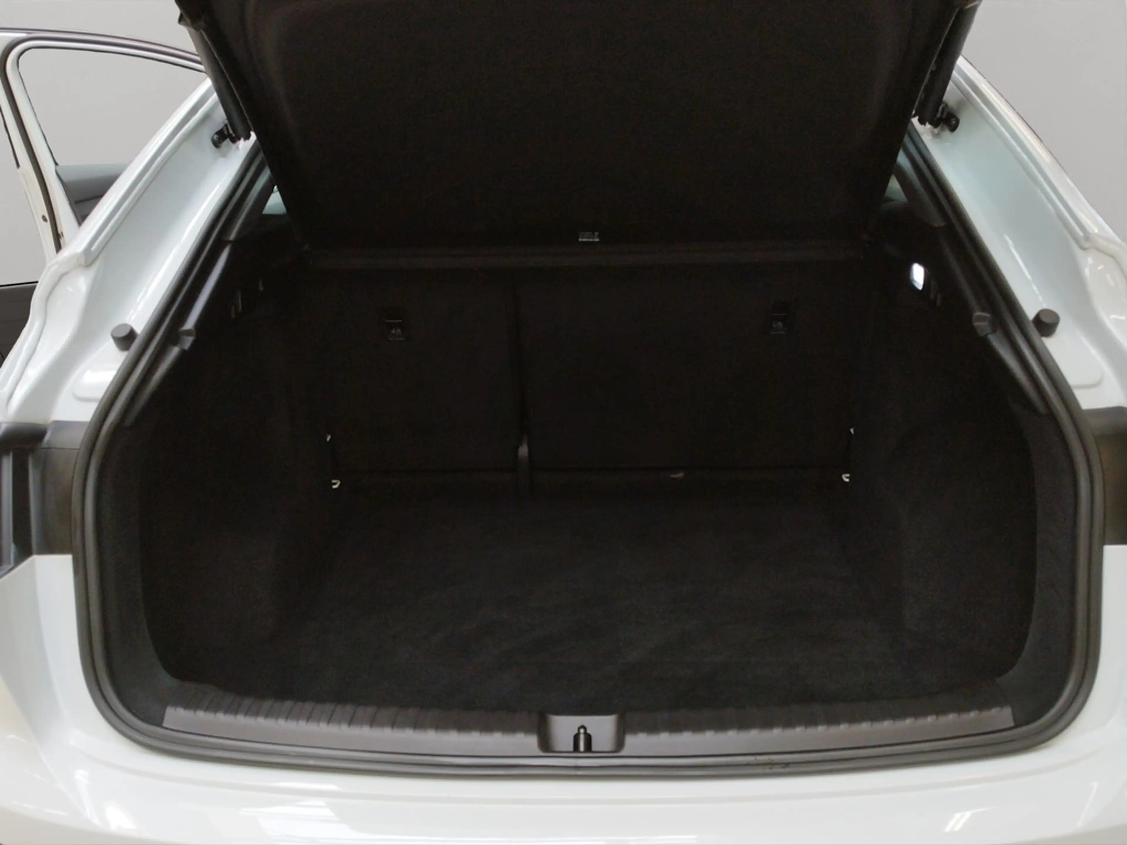 Audi e-tron S line MMI Navi plus — photo 15