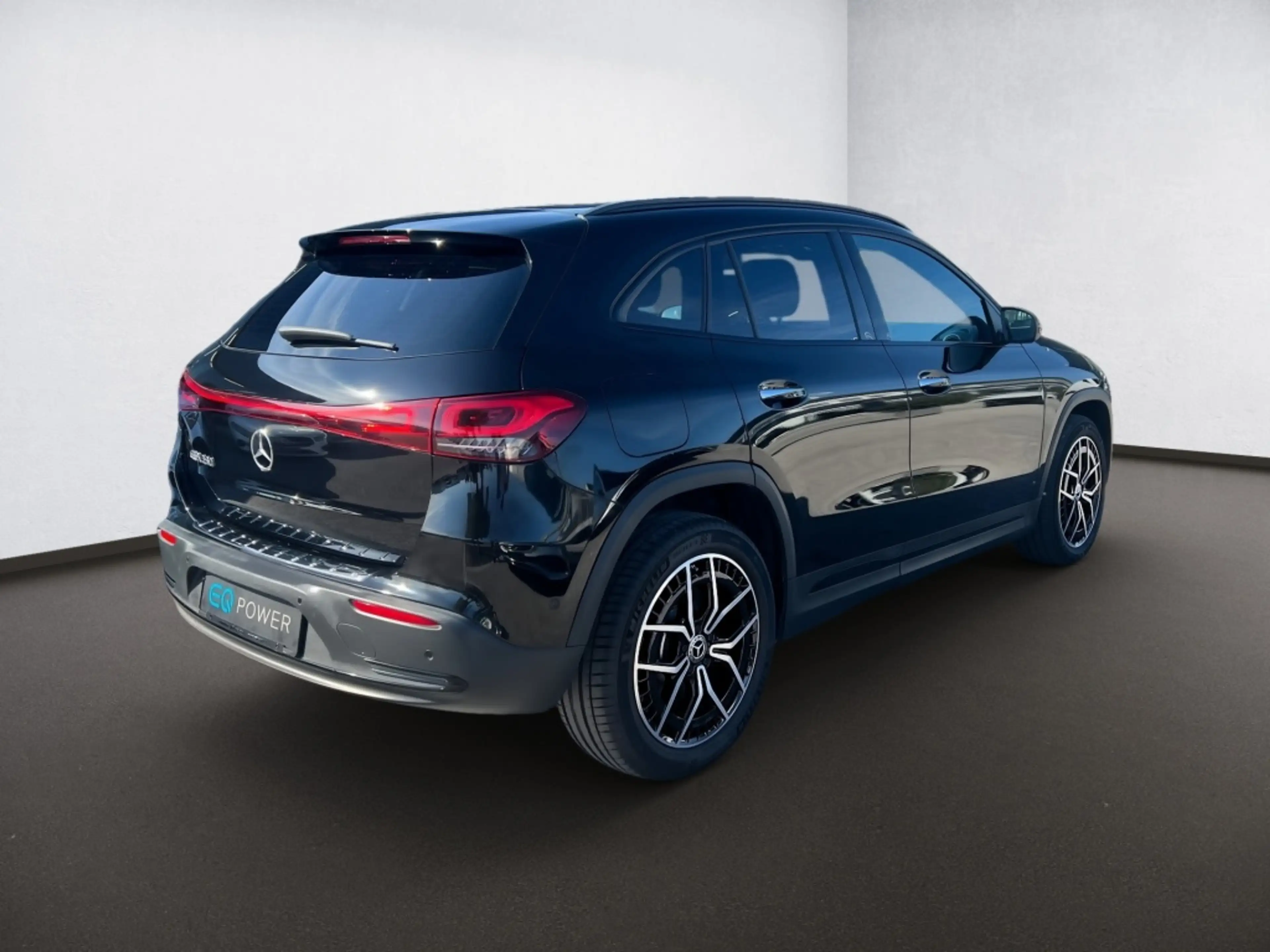 Mercedes-Benz EQA 250 Progressive*Night*AluAMG19*FAP*Burmester — photo 5