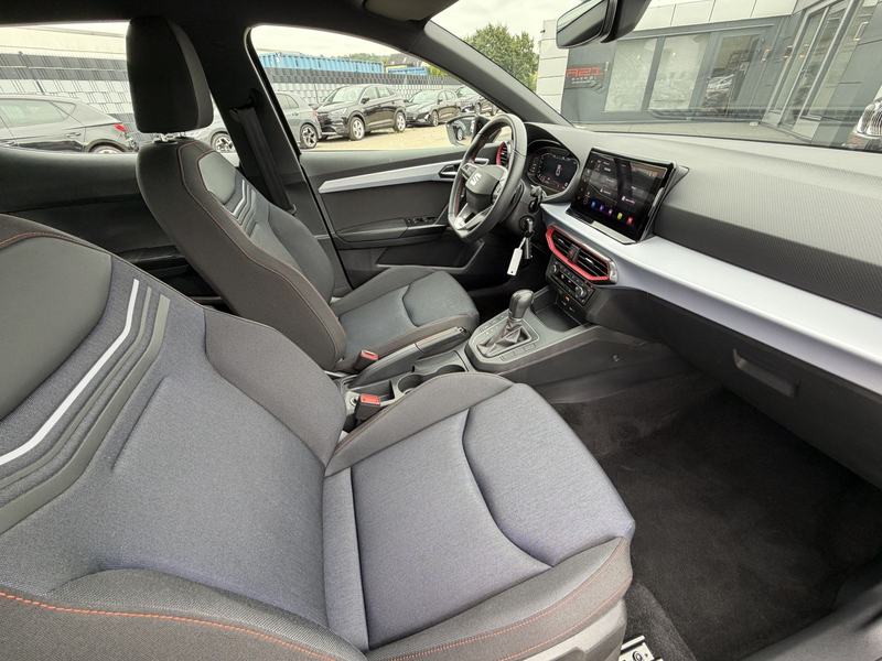 SEAT Ibiza FR Navi Virtual|LED|PDC|Winter|Tempomat — photo 6