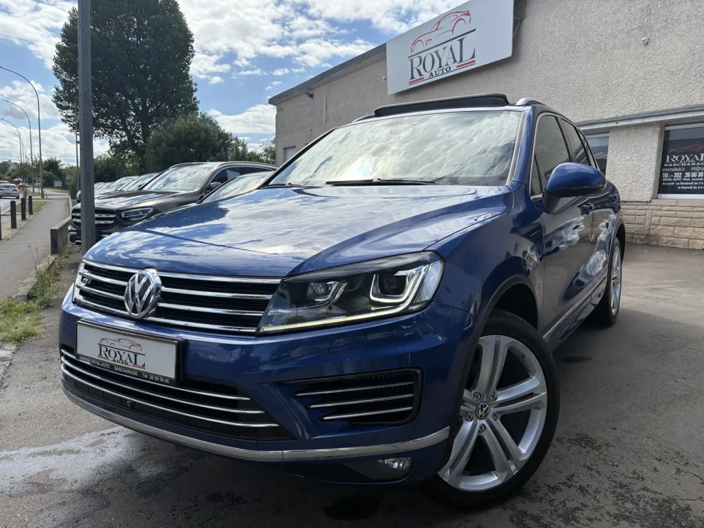 Volkswagen Touareg 3.0 V6 TDI 262 R-LINE 4 MOTION DSG Bleu - 1
