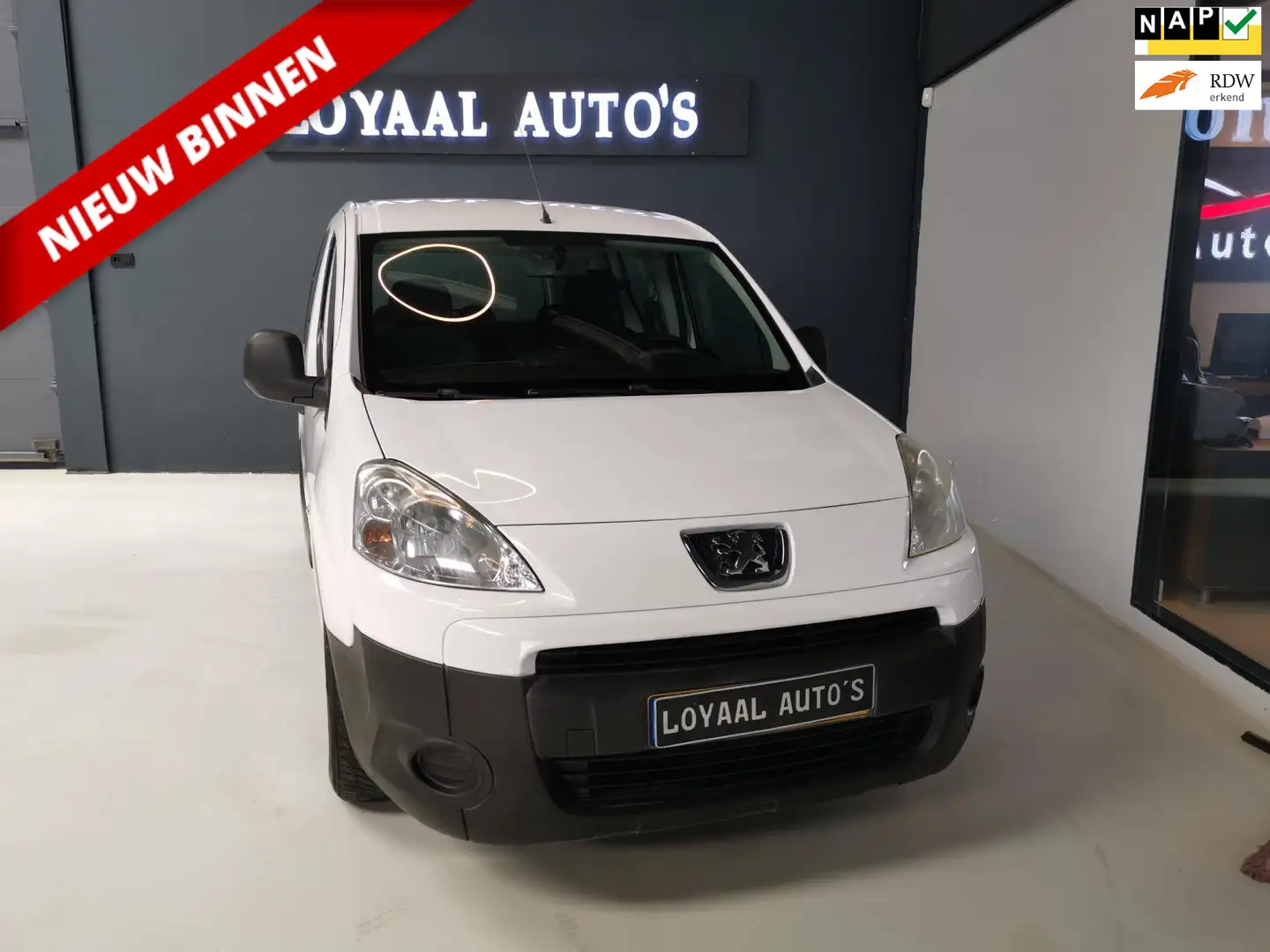 Peugeot Partner Tepee 1.6 XR | ELEK.RAMEN | TREKHAAK | NAP | APK. Wit - 1