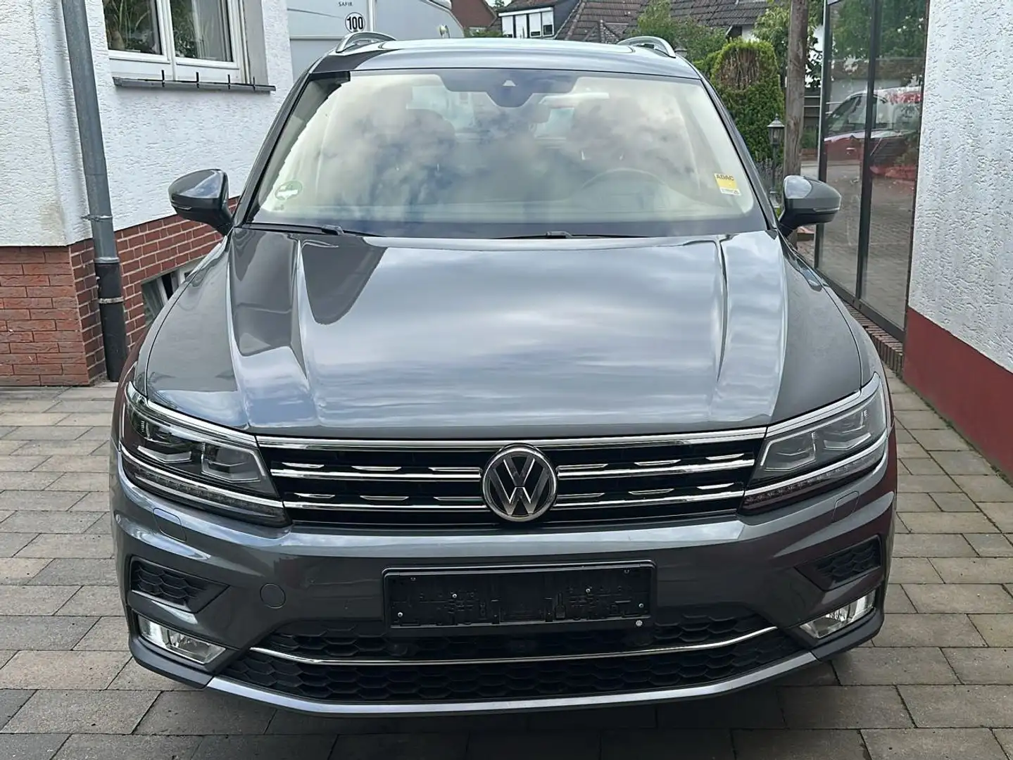 Volkswagen Tiguan Tiguan 2.0 TSI 4Motion (BlueMotion Technology) DSG Grau - 1