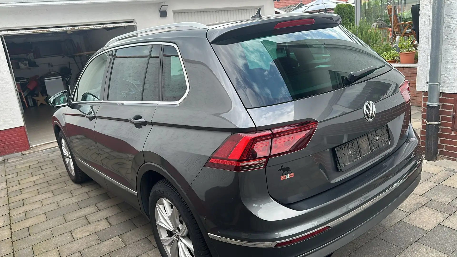 Volkswagen Tiguan Tiguan 2.0 TSI 4Motion (BlueMotion Technology) DSG Grau - 2