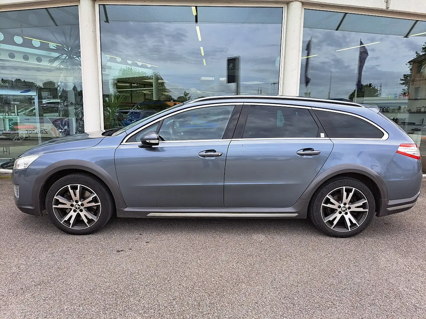 Peugeot 508 RXH Hybrid 2,0 HDi 160 ASG6 FAP Silber - 2