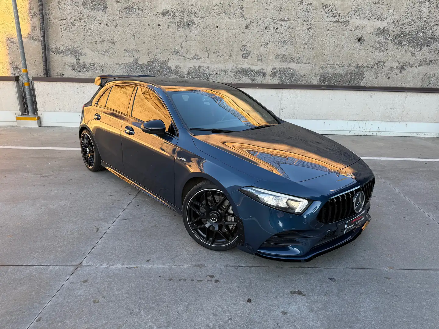 Mercedes-Benz A 35 AMG Race Edition 4matic auto BURMESTER-AERO-45S Grey - 1