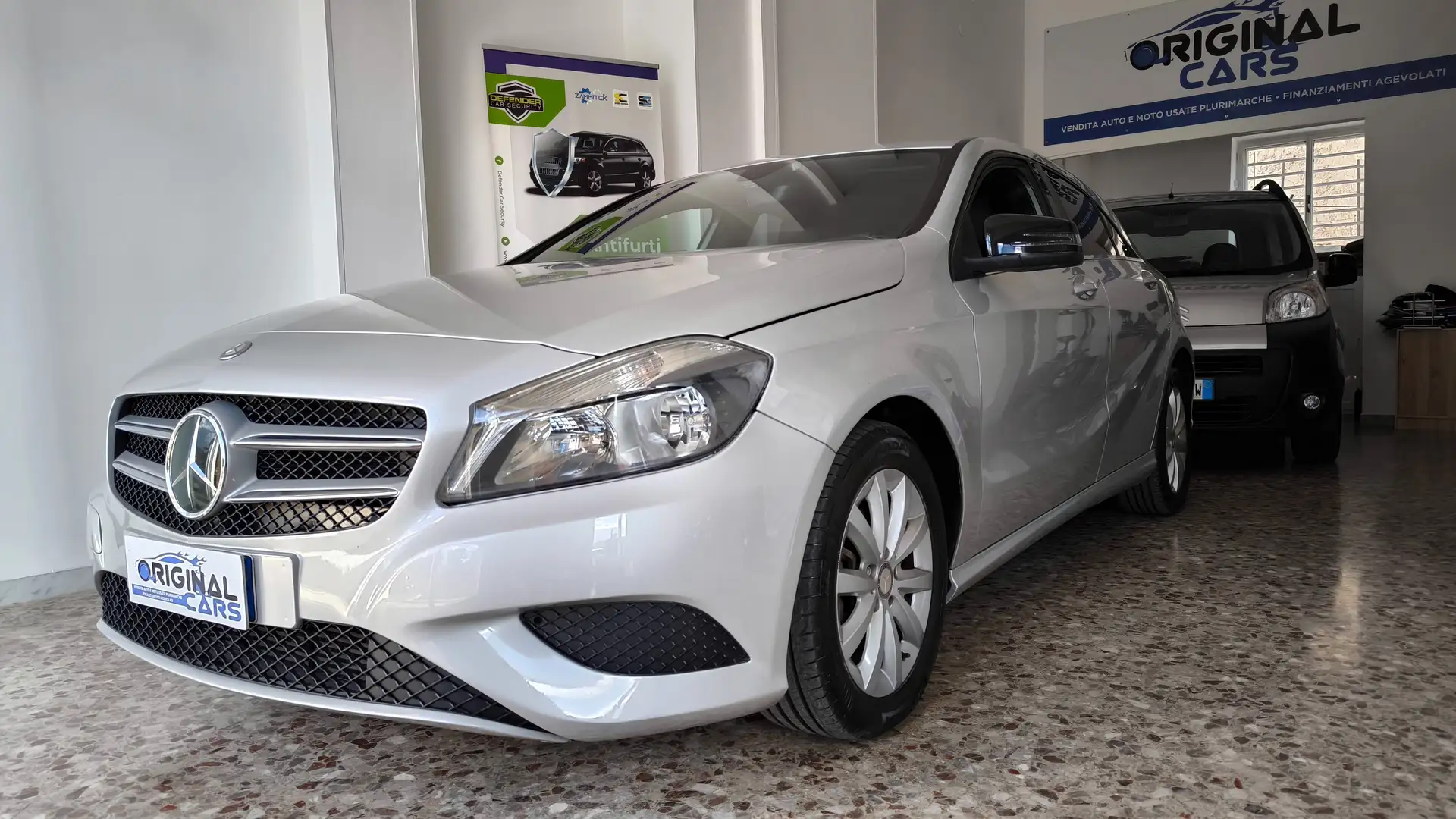 Mercedes-Benz A 180 Classe A - W176 cdi (be) Executive Silber - 1