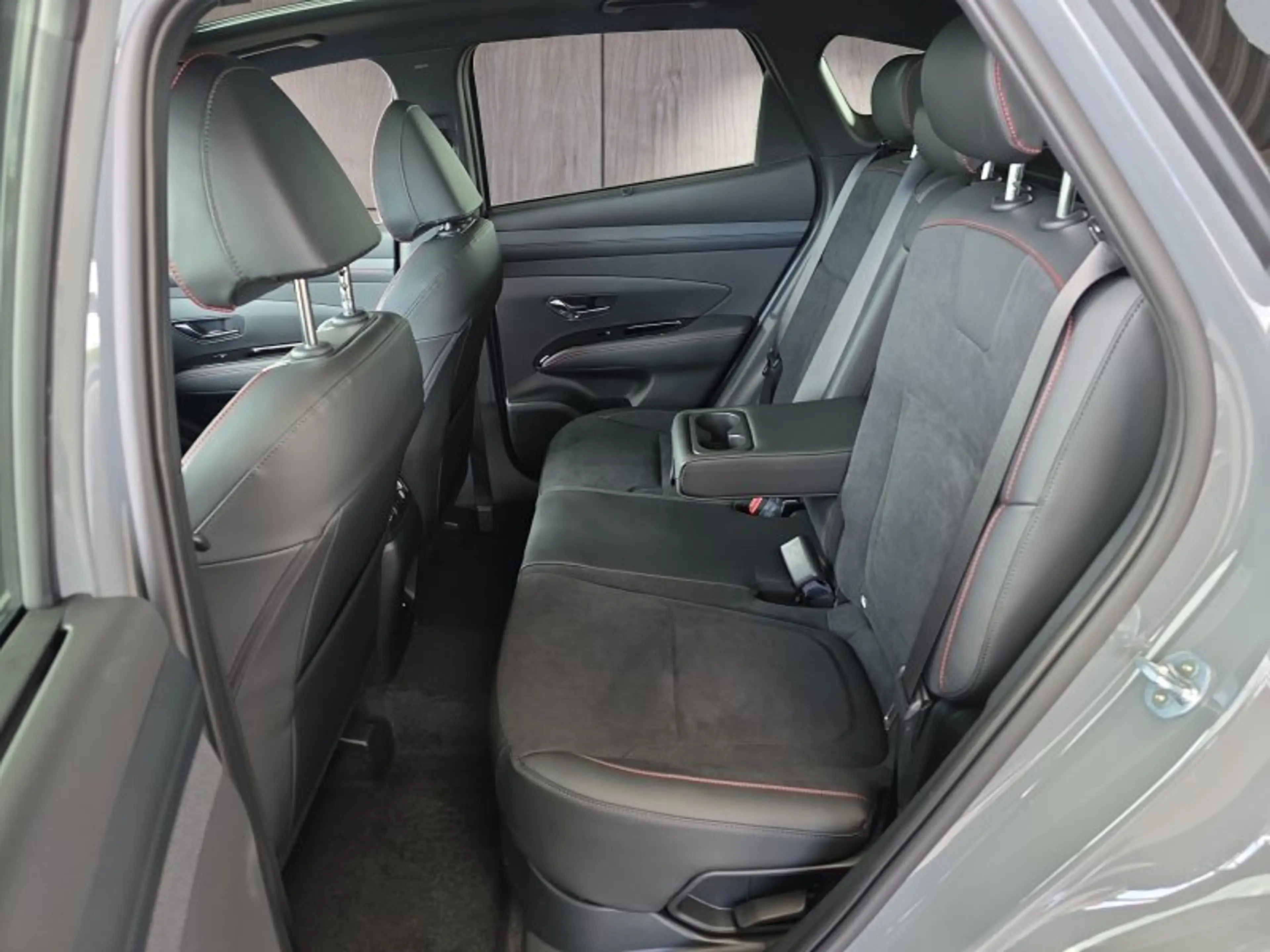 Hyundai TUCSON 1,6T HEV 4WD N Line UPE=52500 Euro! — photo 14