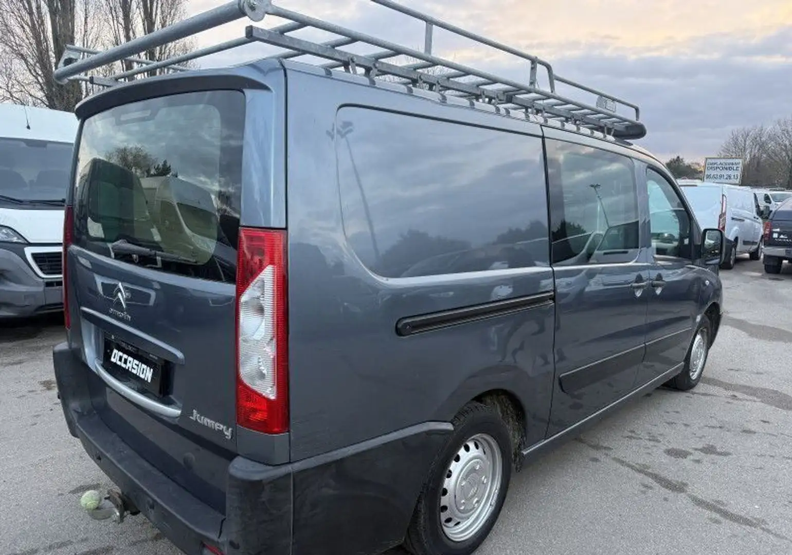 Citroen Jumpy FG 29 L2H1 HDI 125 FAP VITRE CONFORT Gris - 2