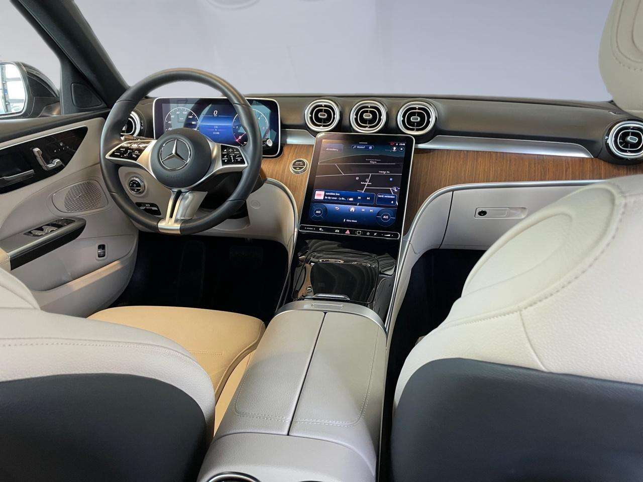 Mercedes-Benz C 220