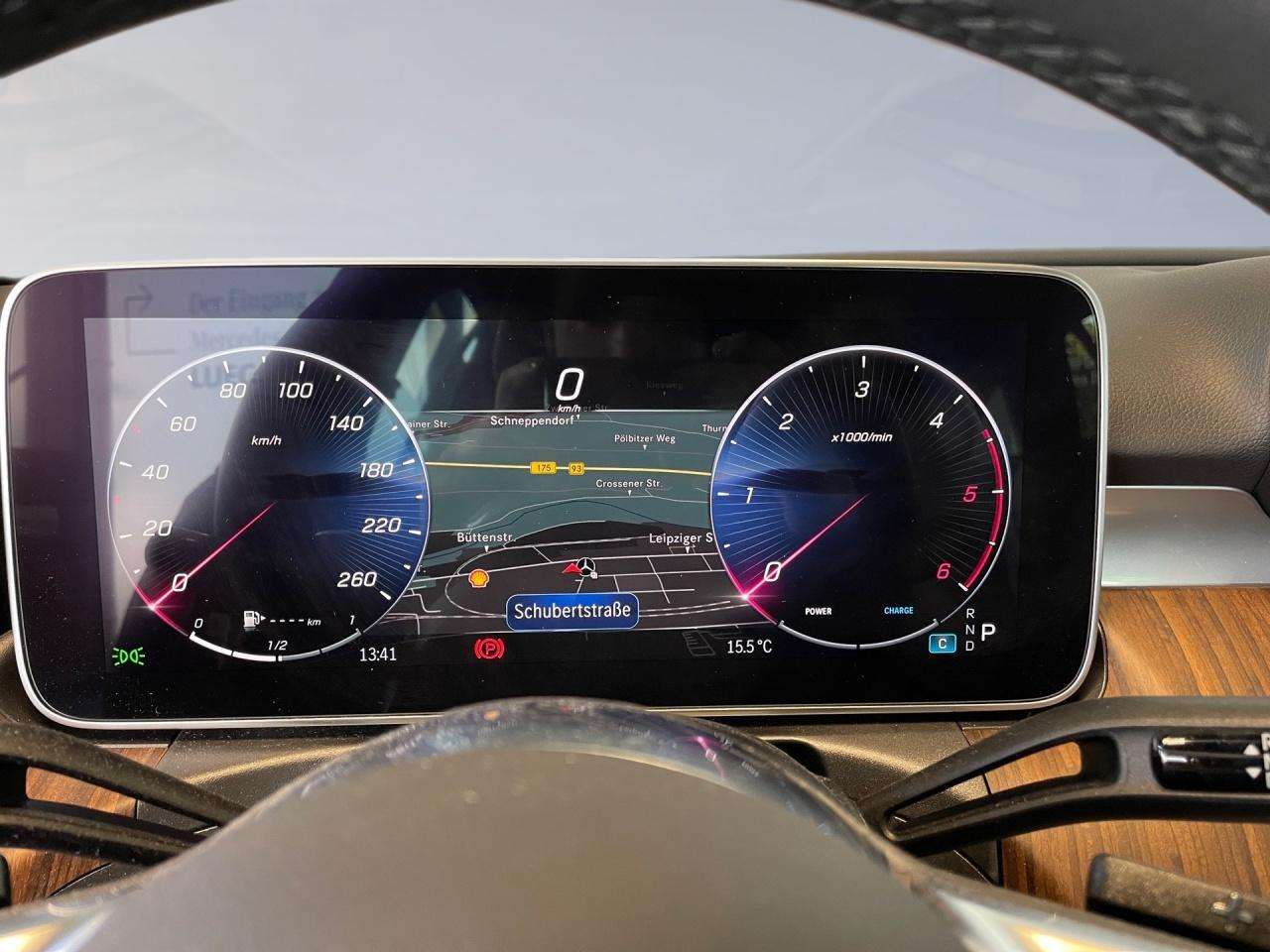 Mercedes-Benz C 220