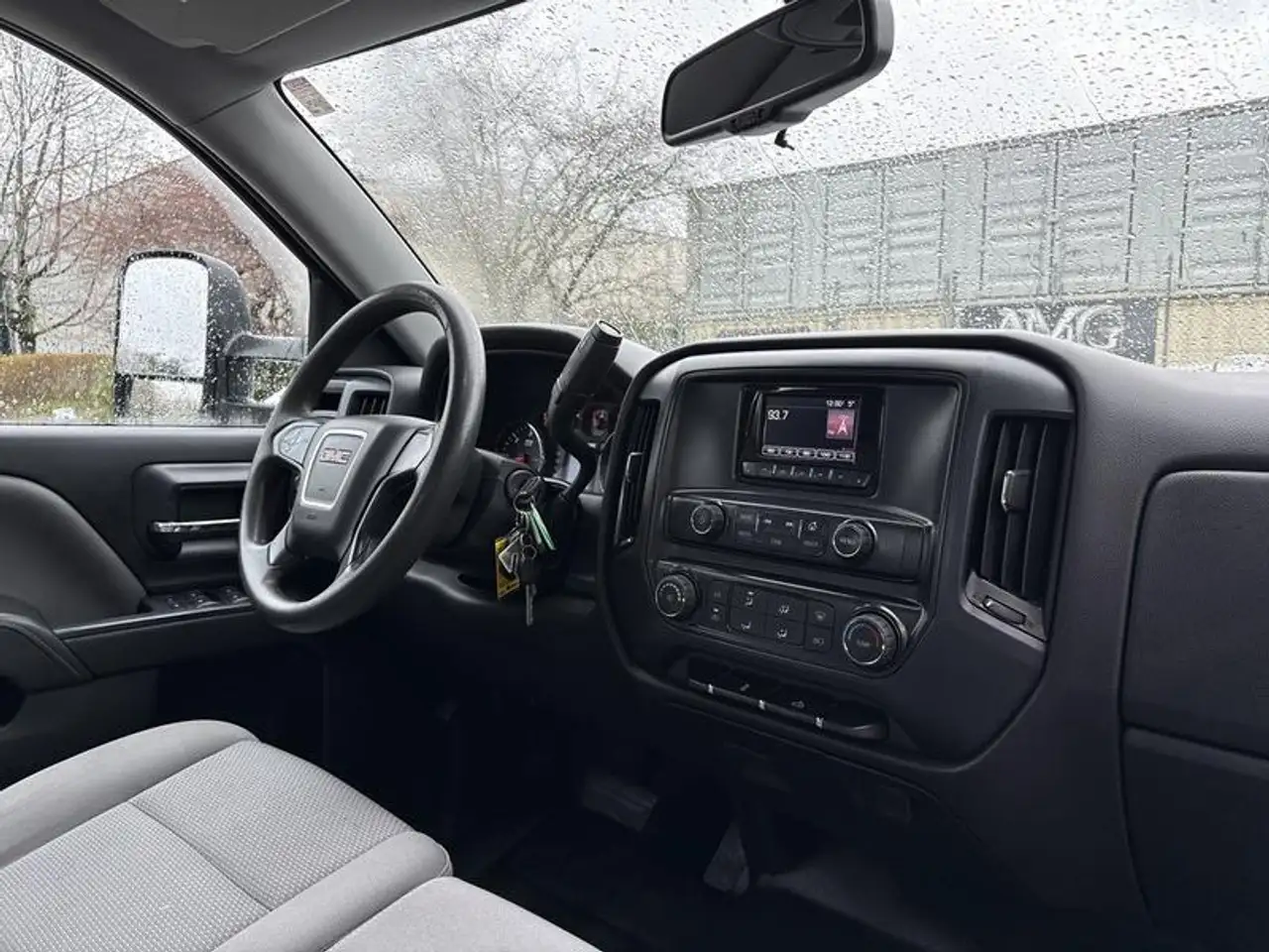 GMC Sierra 1500 снимка GMC Sierra 1500