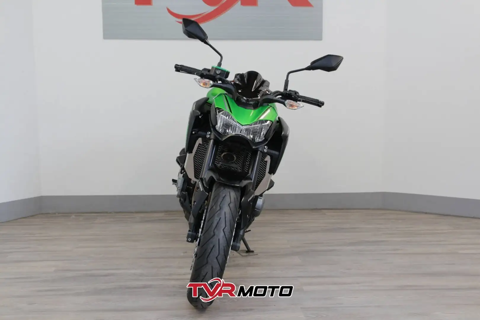 Kawasaki 900 Z 900 my17 bijela - 2