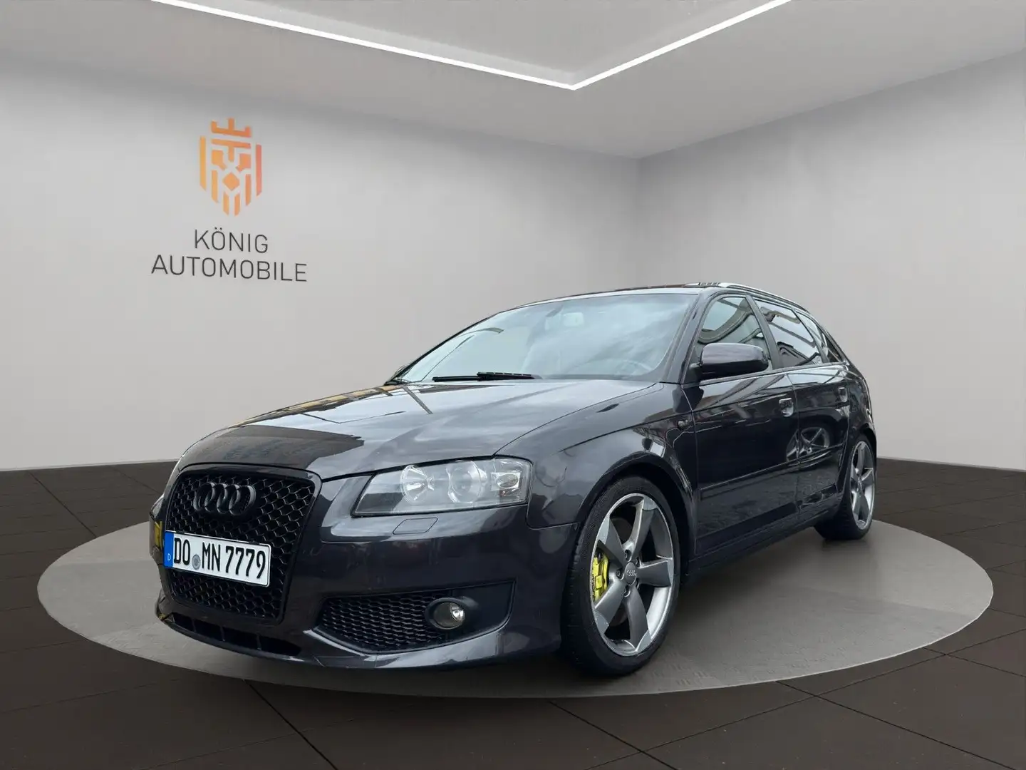 Audi A3 - 3.2 Ambition quattro/XENON/SHZ/NAV/LM Gris - 1