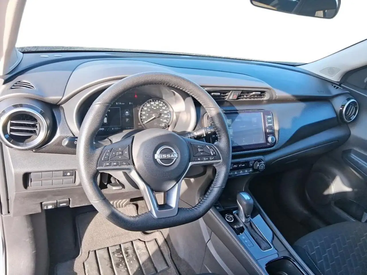 Nissan Kicks снимка Nissan Kicks