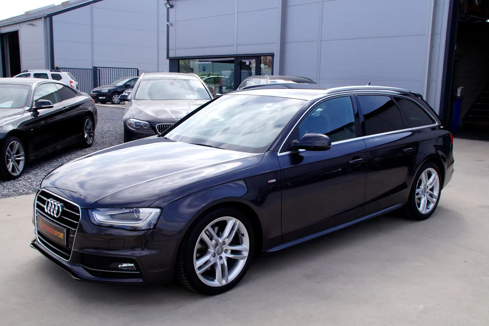 Audi A4 2.0 TDi S Line Ultra S tronic Euro 6b_Garantie ✅ Gris - 2